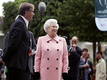  The Queen at the Chelsea Flower Show 2007